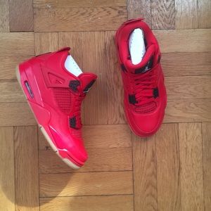 Women’s air Jordan 4 retro nrg